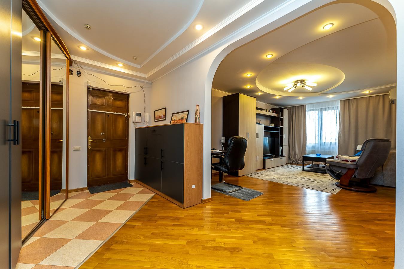 Фото №8: 2-комнатная квартира 70 м² - Краснодар, Западный внутригородской округ, мкр. Фестивальный, ул. Рашпилевская, 325/1