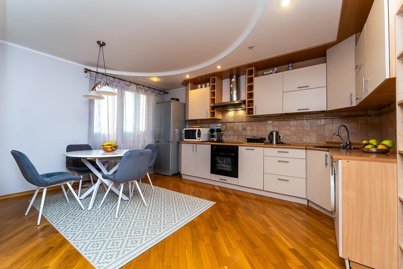 Фото №4: 2-комнатная квартира 70 м² - Краснодар, Западный внутригородской округ, мкр. Фестивальный, ул. Рашпилевская, 325/1