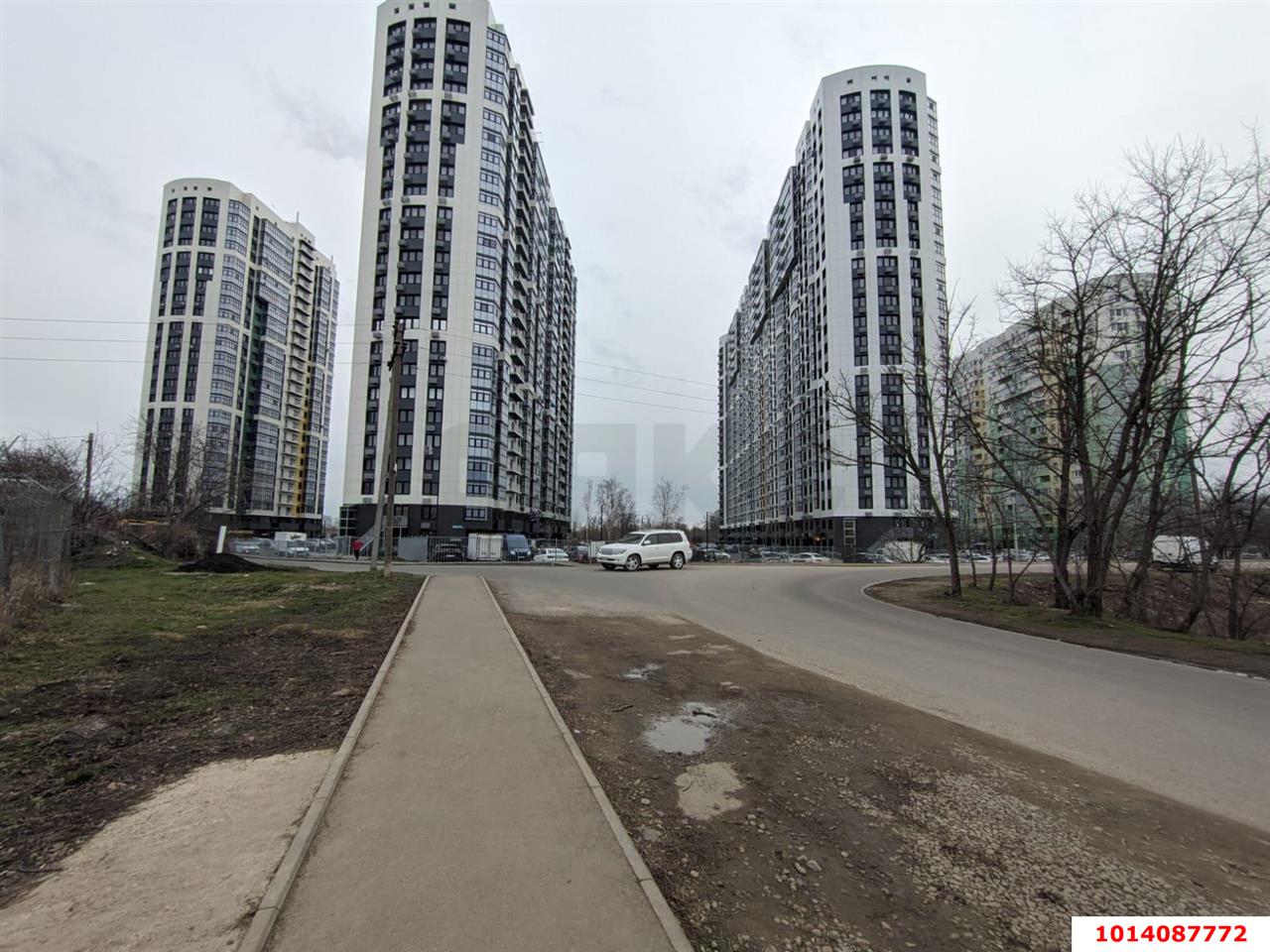 Фото №1: Торговое помещение 38 м² - Краснодар, жилой комплекс Фреш, ул. имени Валерия Гассия, 4/7к1