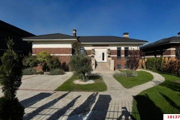 Фото №4: Дом 394 м² - Козет, мкр. КП Зелёный остров, ул. Тенистая