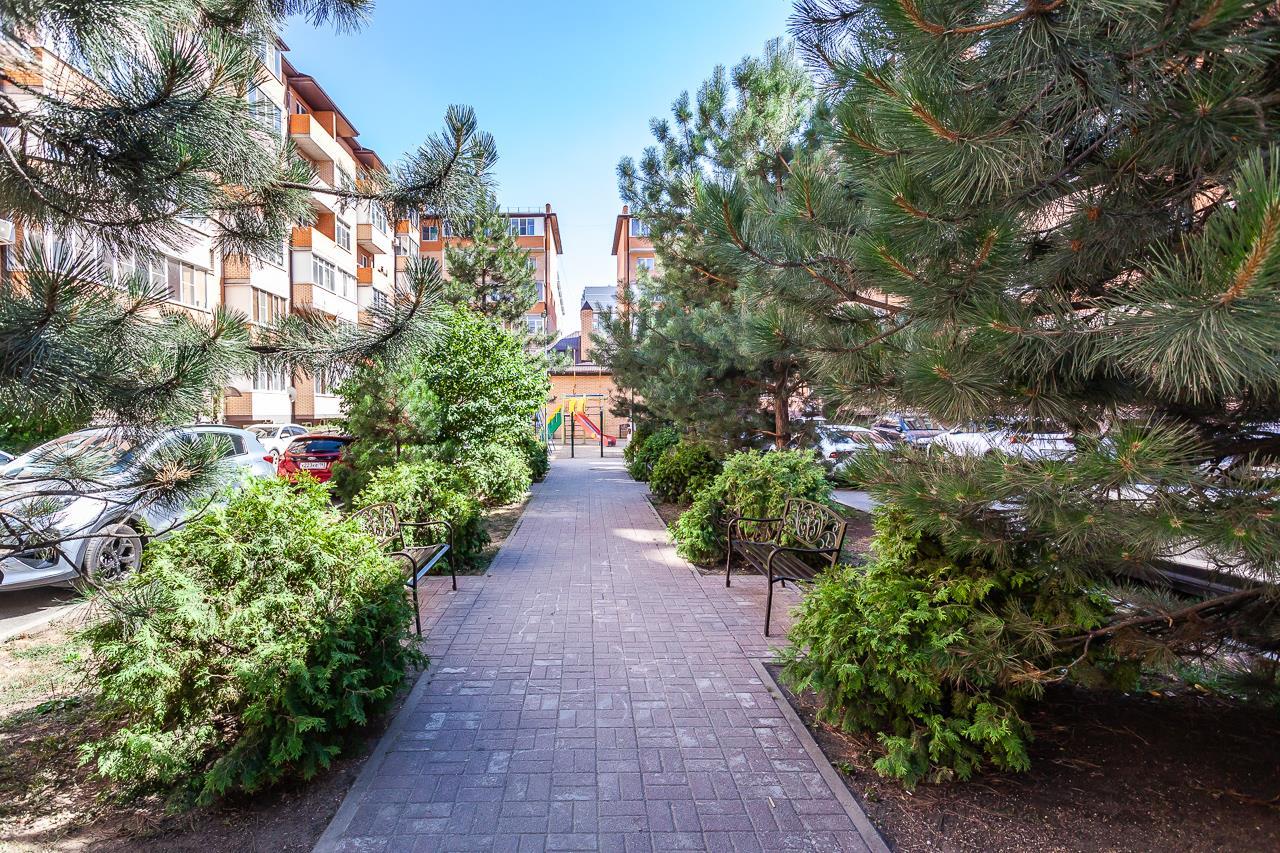 Фото №8: 2-комнатная квартира 59 м² - Краснодар, Прикубанский внутригородской округ, Завод Радиоизмерительных Приборов, имени Петра Метальникова, жилой комплекс Лучезарный, мкр. Музыкальный, ул. имени Сергея Есенина, 129/5