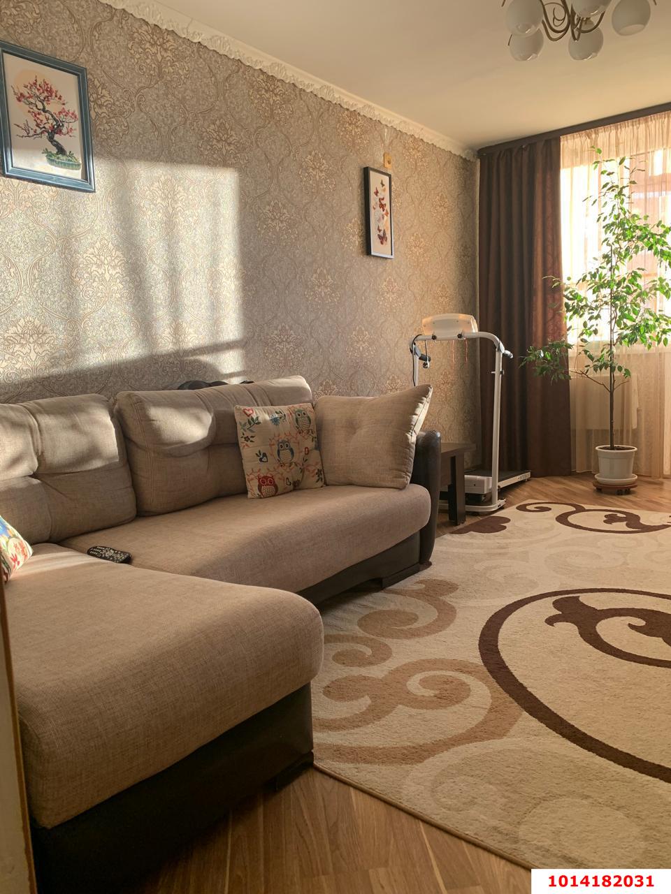 Фото №1: 3-комнатная квартира 81 м² - Краснодар, Военный городок № 109, ул. Кореновская, 67