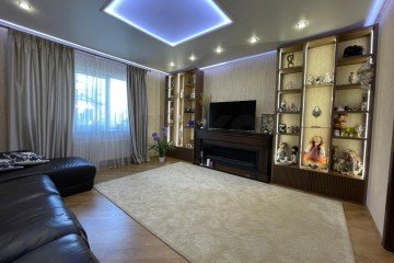Фото №1: 3-комнатная квартира 107 м² - Краснодар, мкр. Солнечный, ул. Памяти Чернобыльцев, 8
