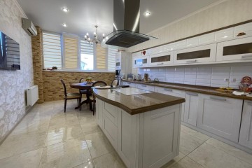 Фото №3: 3-комнатная квартира 102 м² - Краснодар, мкр. Солнечный, ул. Памяти Чернобыльцев, 8