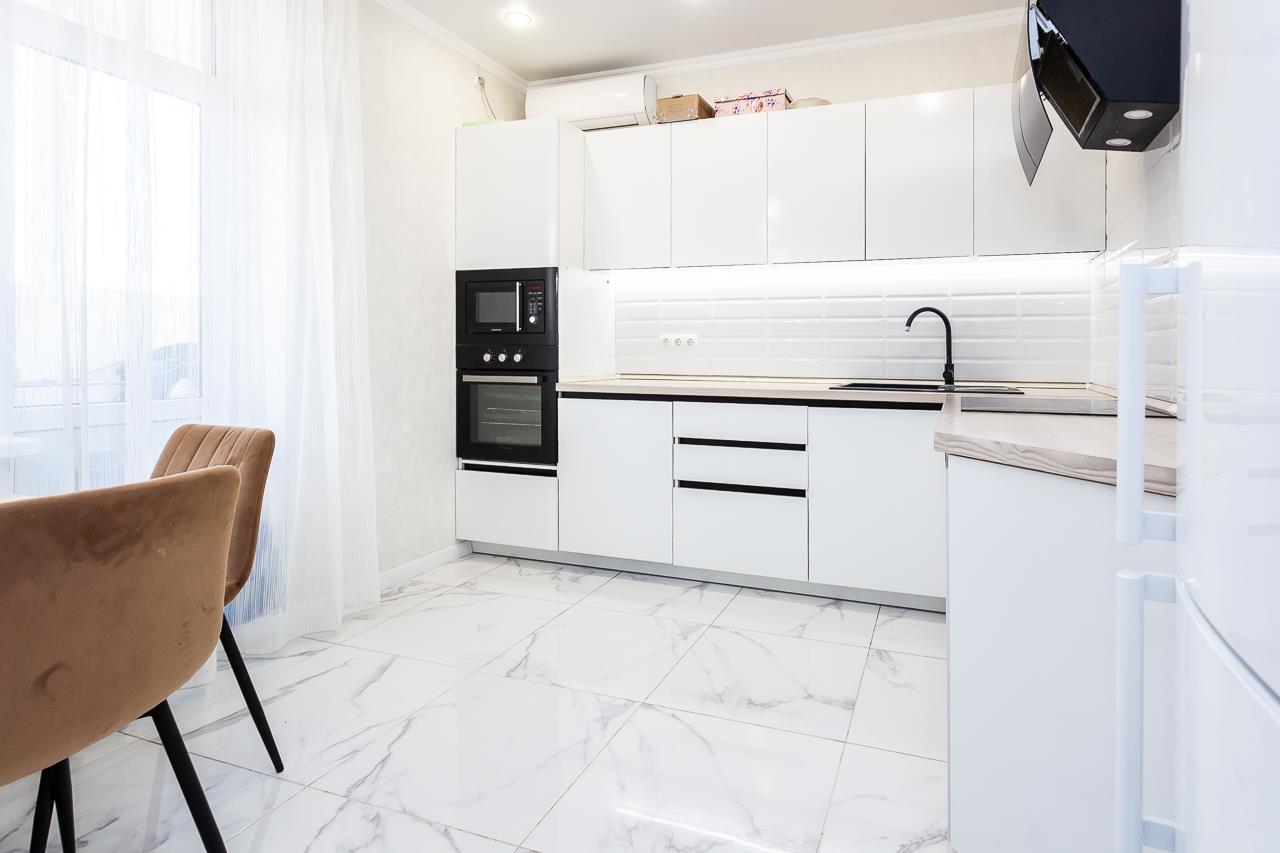 Фото №1: 2-комнатная квартира 65 м² - Краснодар, ул. Боспорская, 6