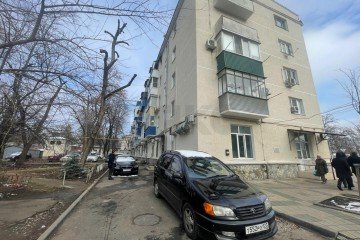 Фото №1: 3-комнатная квартира 55 м² - Краснодар, мкр. Центральный, ул. Коммунаров, 229