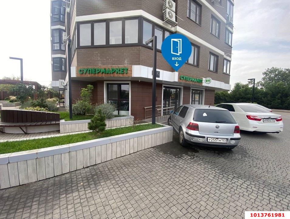 Фото №1: Торговое помещение 140 м² - Краснодар, жилой комплекс На высоте, ул. Каляева, 263/4