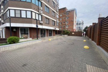 Фото №2: Торговое помещение 110 м² - Краснодар, мкр. жилой комплекс На высоте, ул. Каляева, 263/4