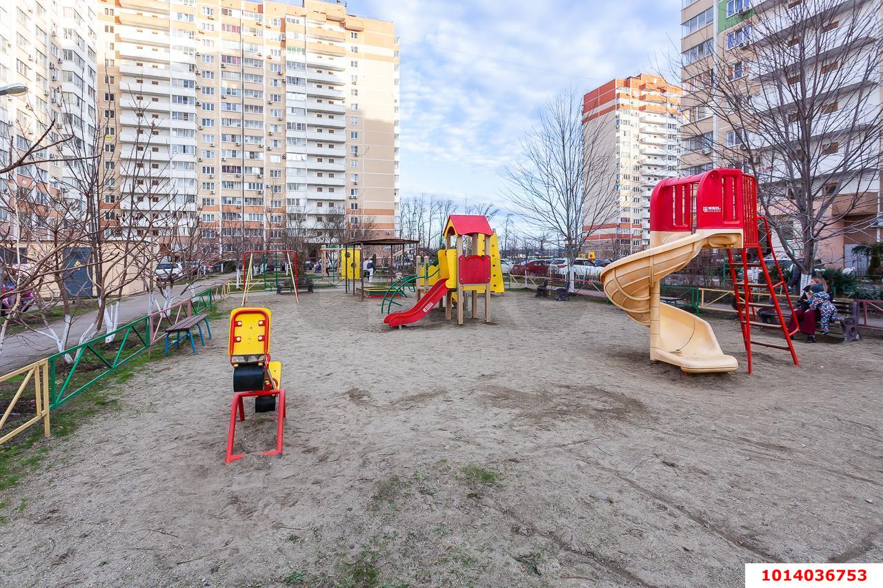 Фото №18: 2-комнатная квартира 70 м² - Краснодар, Восточно-Кругликовский, ул. Генерала Трошева, 35