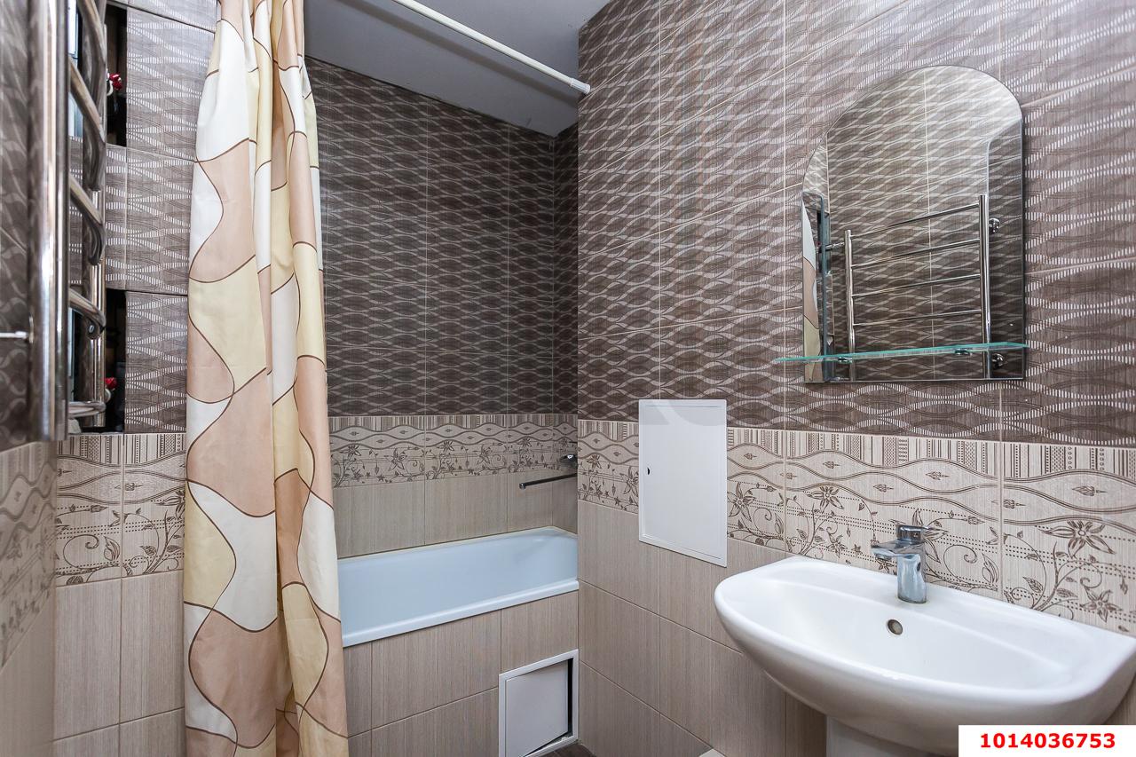 Фото №12: 2-комнатная квартира 70 м² - Краснодар, Восточно-Кругликовский, ул. Генерала Трошева, 35