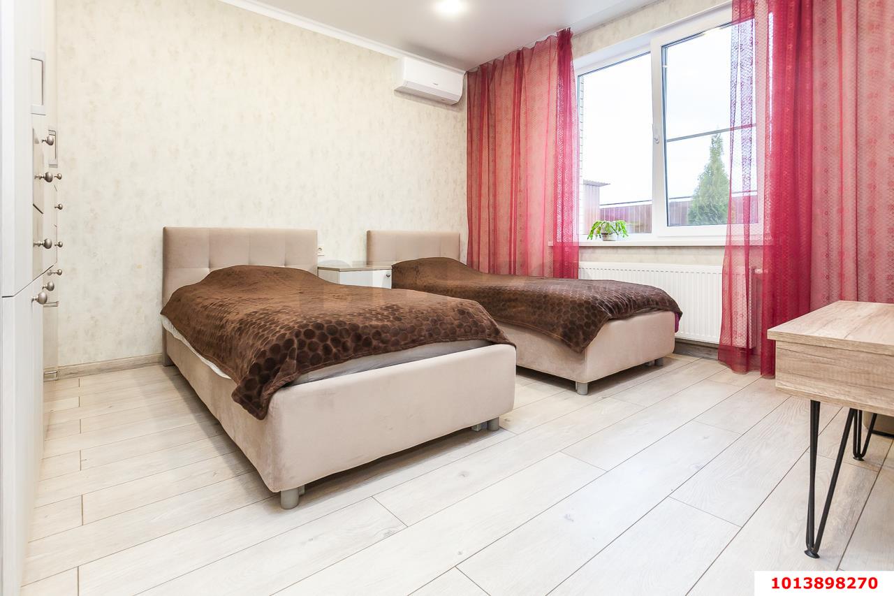 Фото №11: Дом 125 м² + 7.3 сот. - Старокорсунская, коттеджный  Зелёный Берег, пр-д 3-й Коттеджный, 4