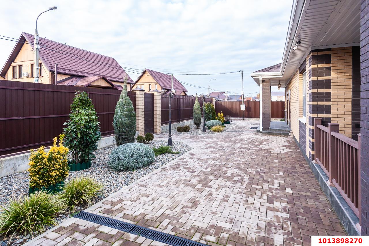 Фото №7: Дом 125 м² + 7.3 сот. - Старокорсунская, коттеджный  Зелёный Берег, пр-д 3-й Коттеджный, 4