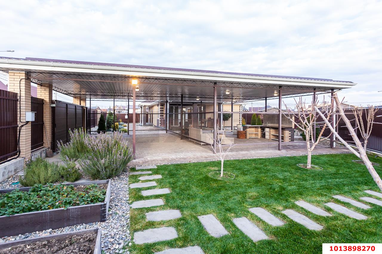 Фото №2: Дом 125 м² + 7.3 сот. - Старокорсунская, коттеджный  Зелёный Берег, пр-д 3-й Коттеджный, 4