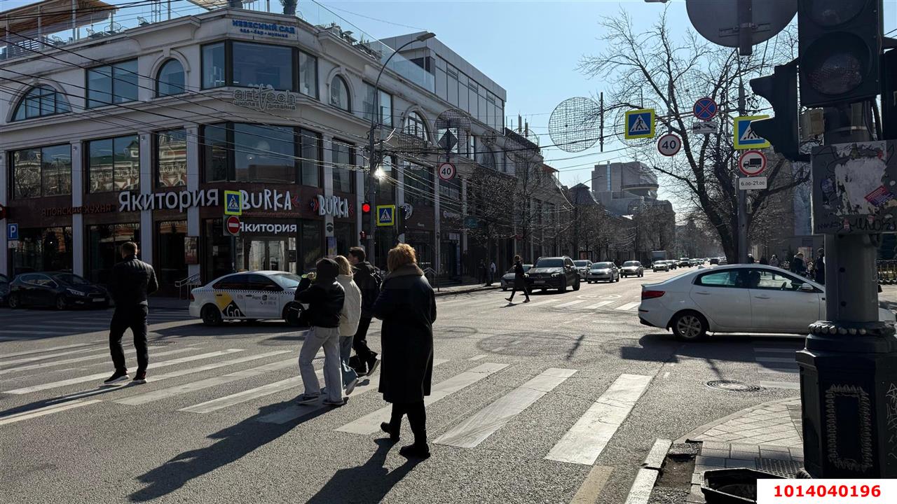 Фото №6: Торговое помещение 1700 м² - Краснодар, Центральный, ул. Красная, 80
