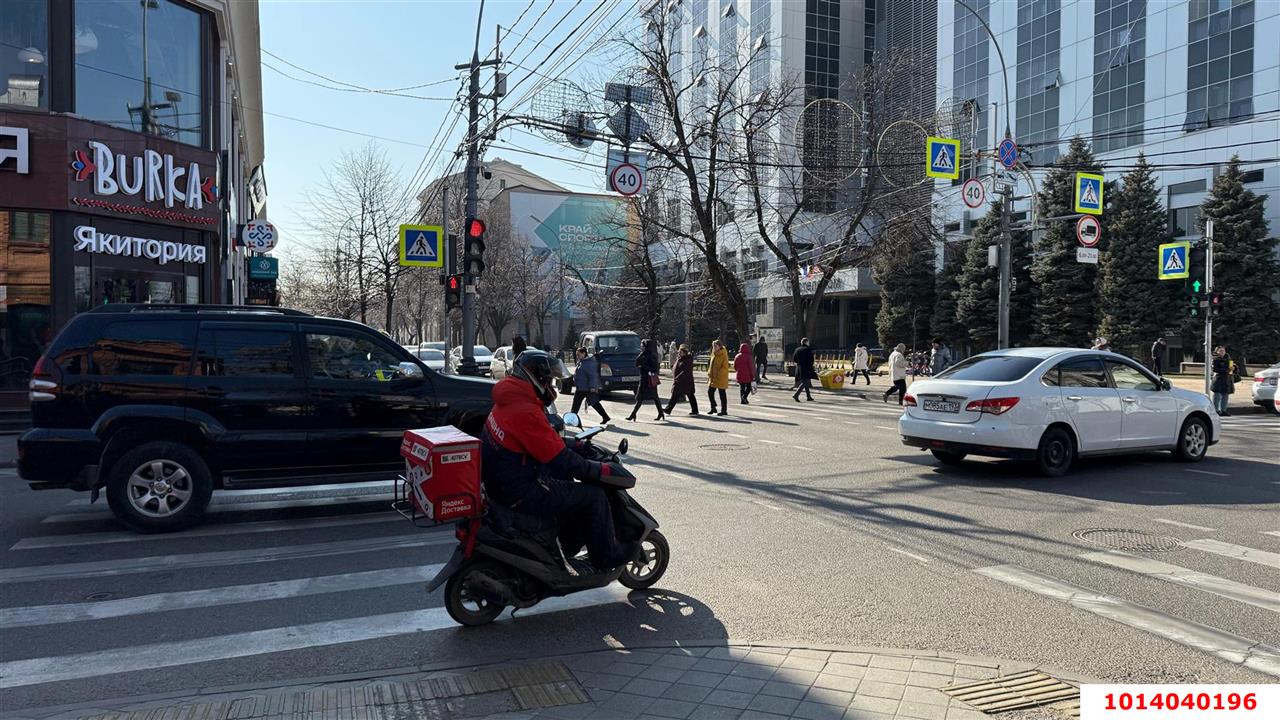 Фото №8: Торговое помещение 1700 м² - Краснодар, Центральный, ул. Красная, 80