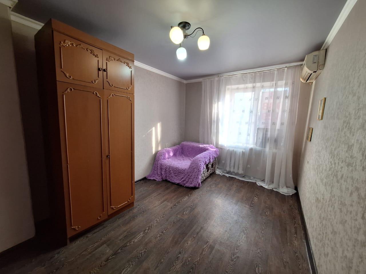 Фото №1: Комната 12 м² - Краснодар, Карасунский внутригородской округ, мкр. Хлопчато-бумажный Комбинат, ул. Уральская, 81А