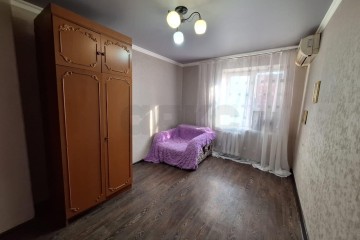 Фото №1: Комната 12 м² - Краснодар, мкр. Хлопчато-бумажный Комбинат, ул. Уральская, 81А