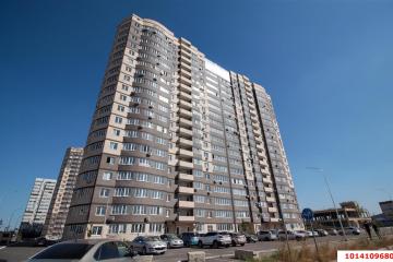 Фото №1: 1-комнатная квартира <span class="whitespace-nowrap">39 м²</span>, <span class="whitespace-nowrap">15/19 эт.</span> - Краснодар, мкр. имени Петра Метальникова, ул. Тополиная, 44
