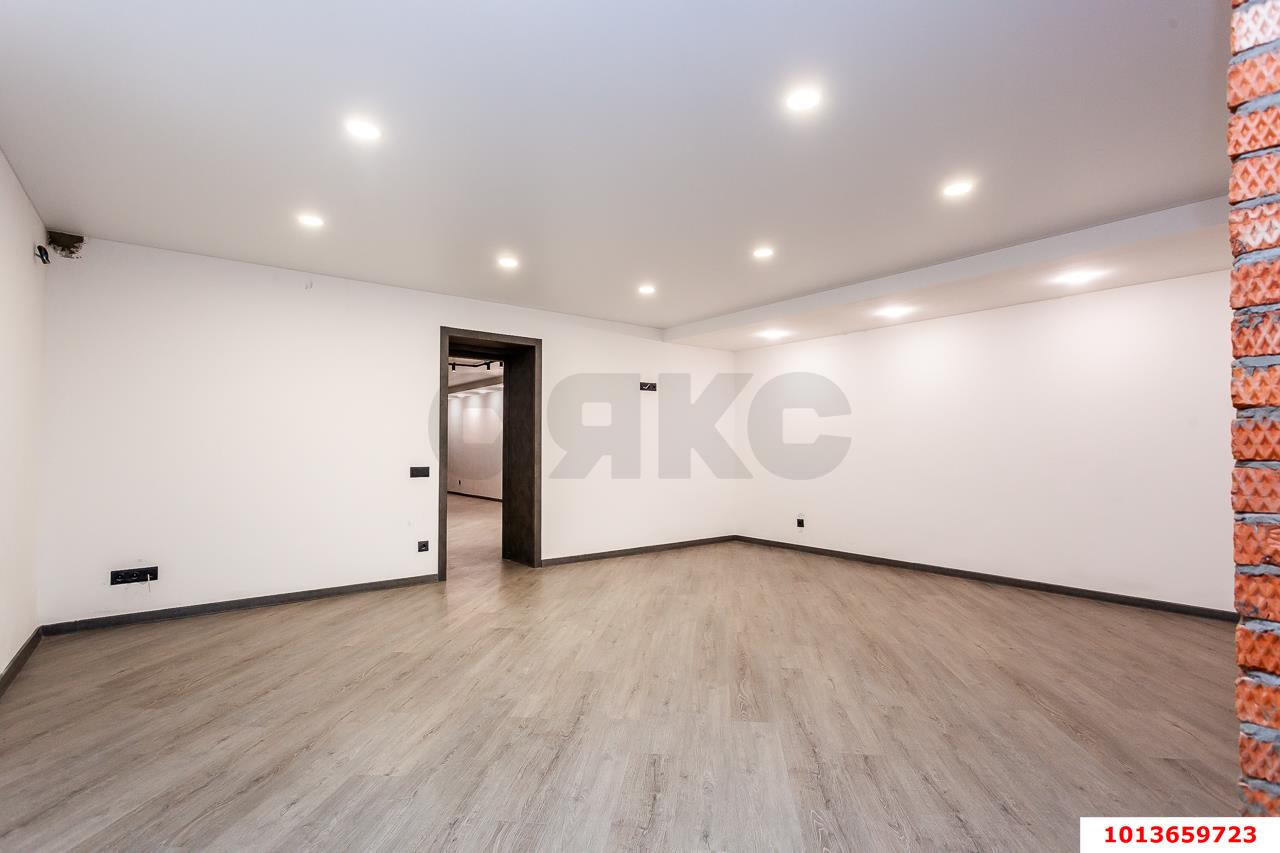 Фото №11: 2-комнатная квартира 95 м² - Краснодар, ул. Агрохимическая, 115