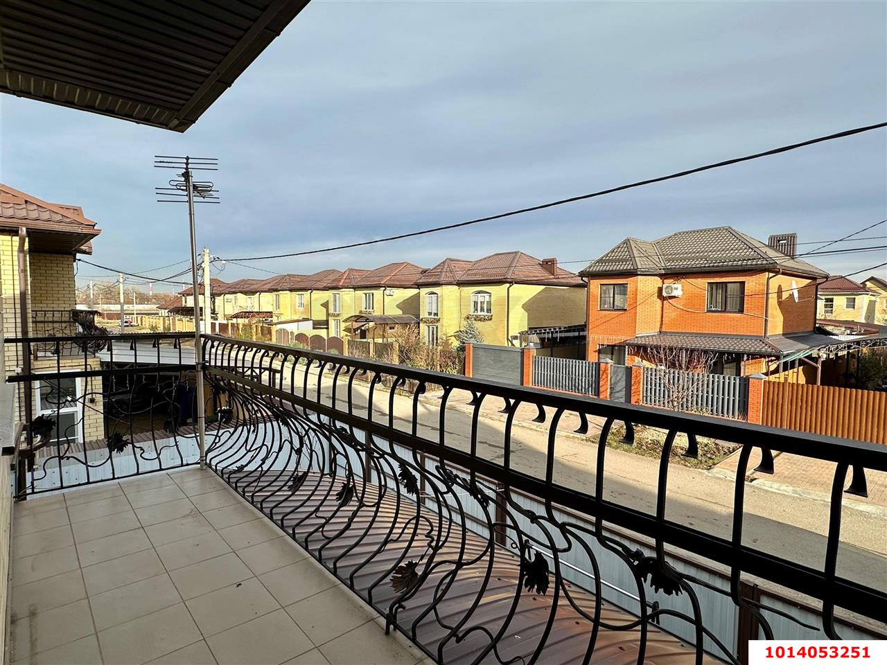 Фото №13: Дом 104 м² + 4 сот. - Яблоновский, п. коттеджный  Чёрное Море, ул. Черкесская, 25