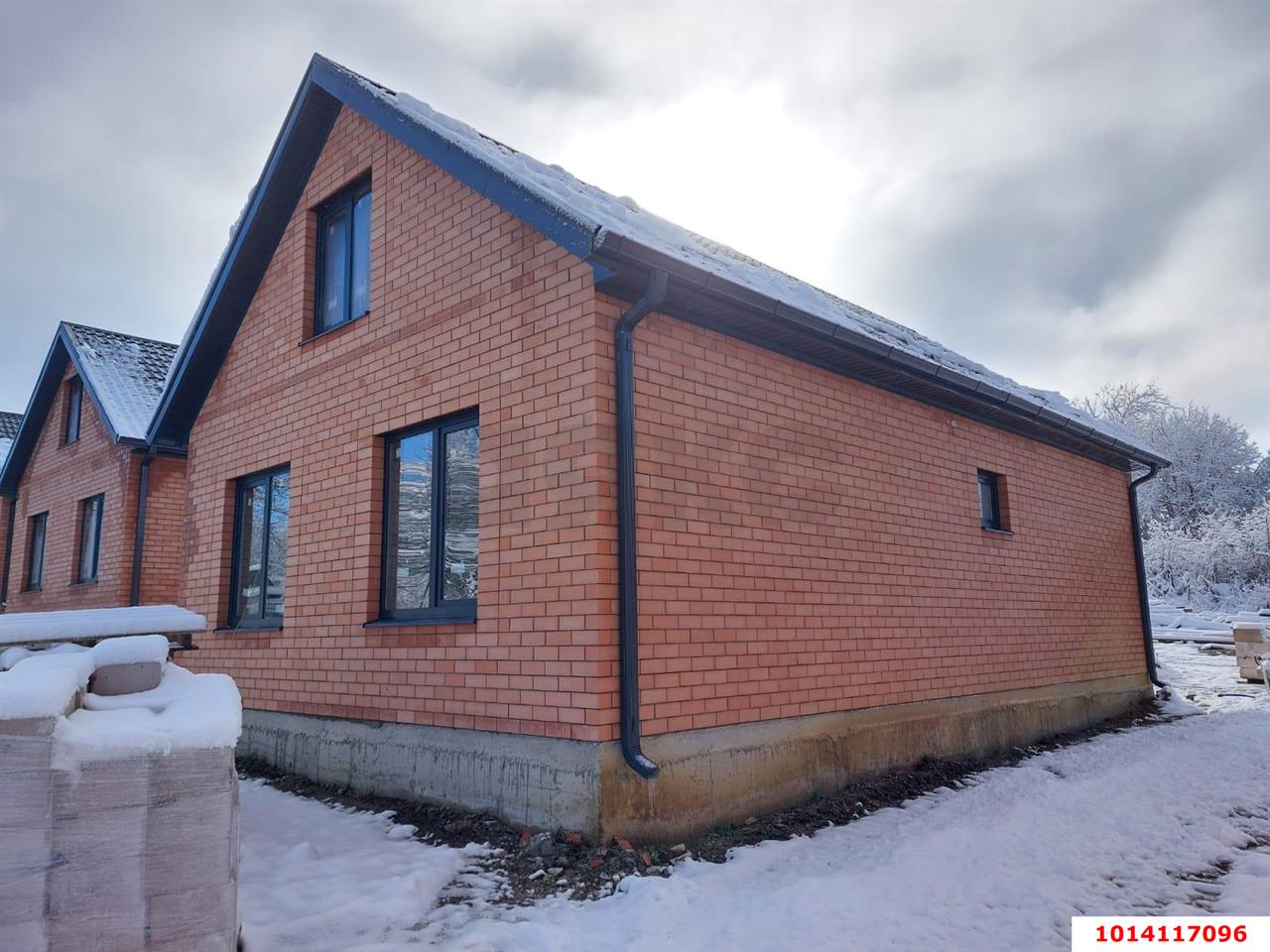 Фото №2: Дом 85 м² + 4.55 сот. - Ильский, Центральный внутригородской округ, Западный внутригородской округ, Центральный, мкр. жилой комплекс Арбат, ул. Горная, 13