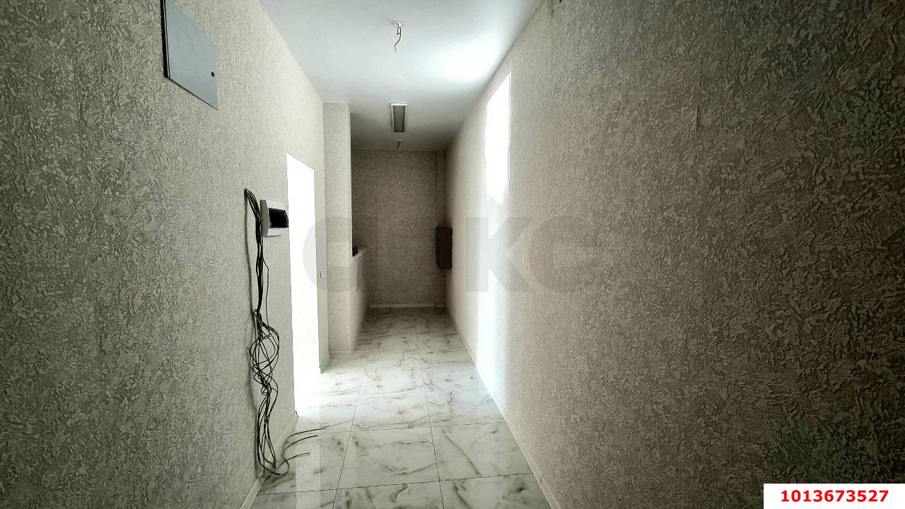 Фото №6: Коммерция 60 м² - Краснодар, жилой комплекс Южане, Карасунский внутригородской округ, Хлопчато-бумажный Комбинат, Прикубанский внутригородской округ, жилой комплекс Лиговский, Центральный внутригородской округ, Центральный, мкр. Микрохирургии глаза, ул. Главная городская площадь