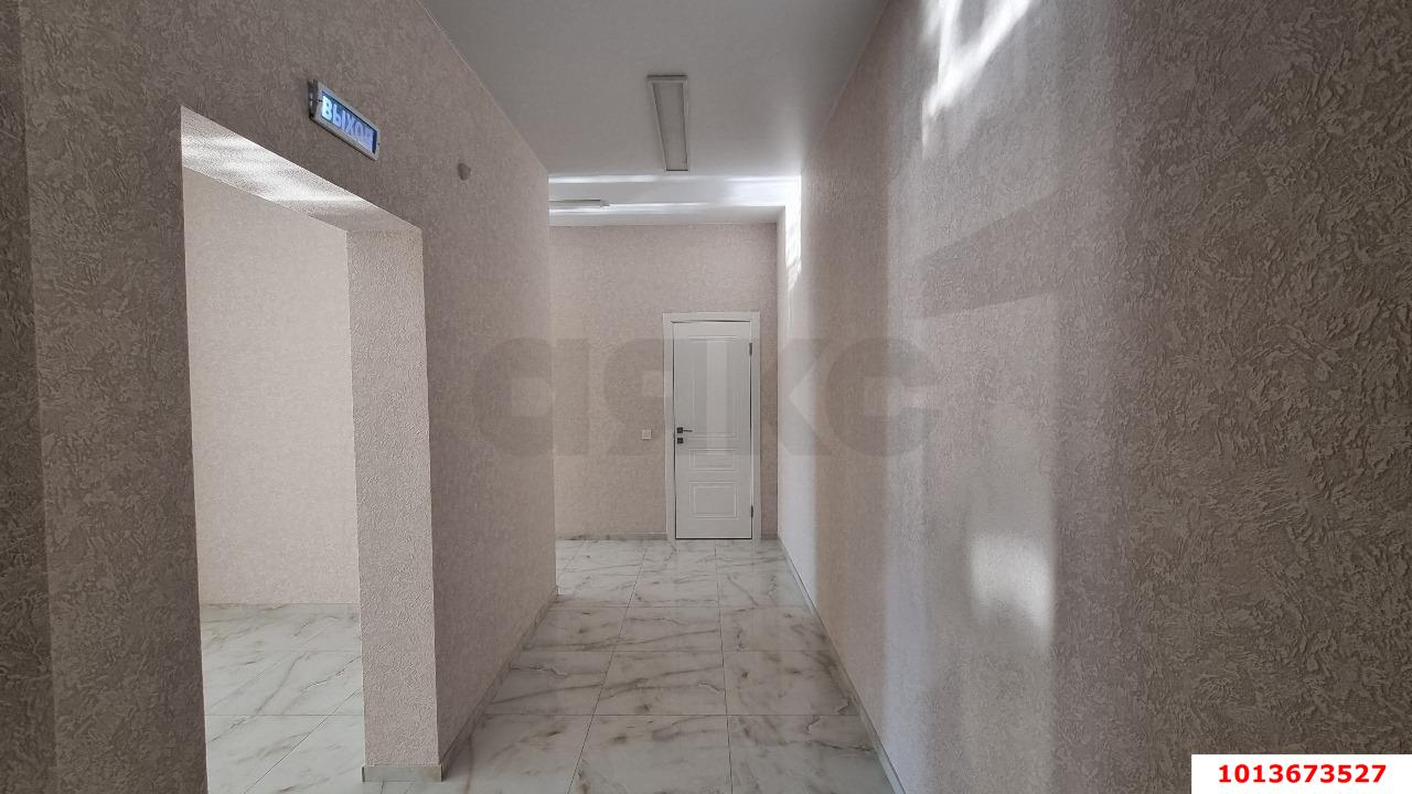 Фото №3: Коммерция 60 м² - Краснодар, жилой комплекс Южане, Карасунский внутригородской округ, Хлопчато-бумажный Комбинат, Прикубанский внутригородской округ, жилой комплекс Лиговский, Центральный внутригородской округ, Центральный, мкр. Микрохирургии глаза, ул. Главная городская площадь