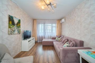 Фото №1: 2-комнатная квартира 43 м² - Краснодар, мкр. Горгаз, ул. Станкостроительная, 18