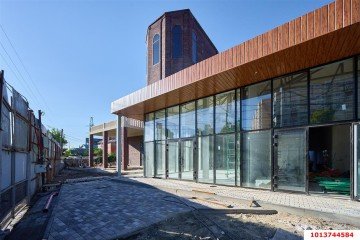 Фото №2: Отдельное здание 2251 м² - Краснодар, ж/м Пашковский, ул. имени В.Н. Мачуги, 31