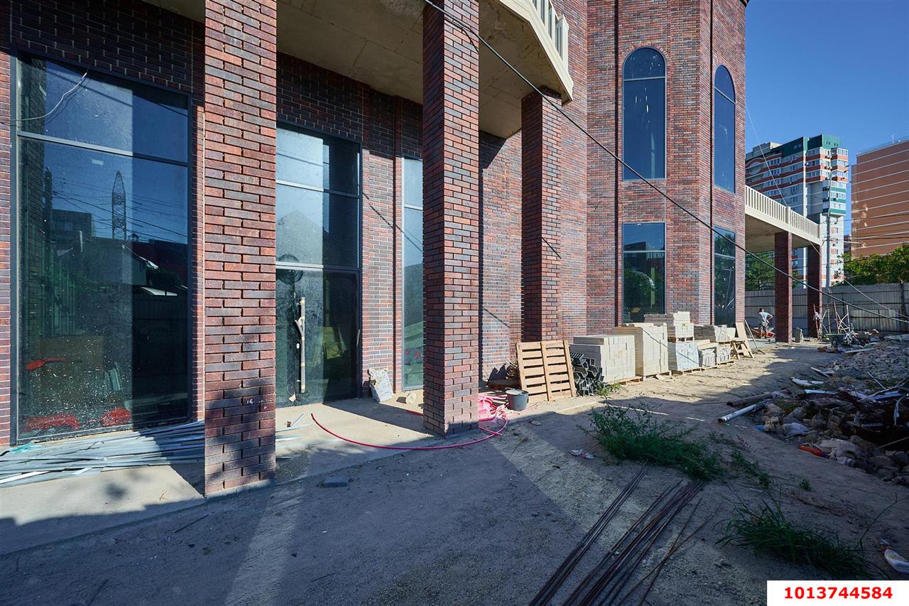 Фото №5: Отдельное здание 2251 м² - Краснодар, Пашковский, ул. имени В.Н. Мачуги, 31