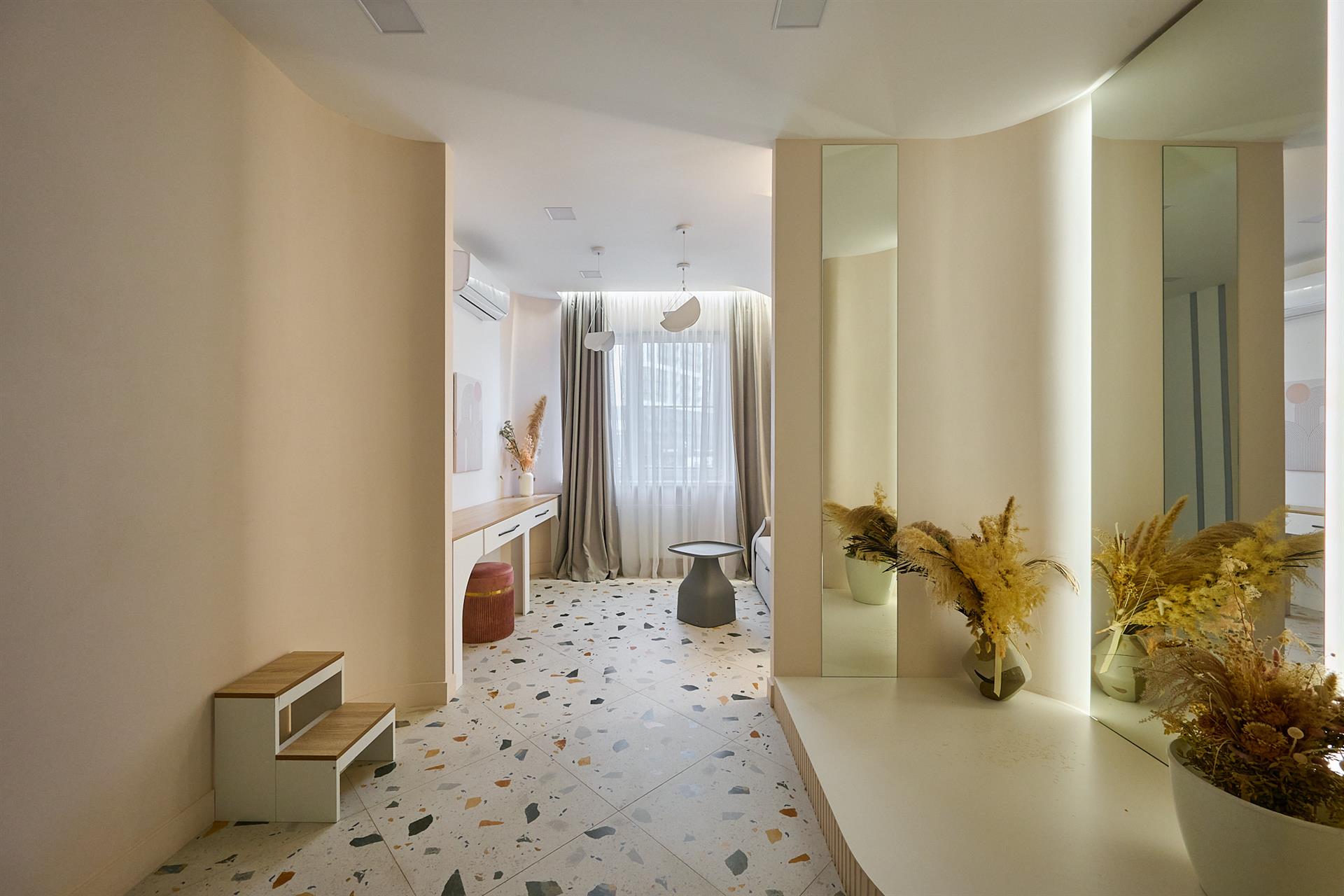 Фото №7: 2-комнатная квартира 70 м² - Краснодар, ЖК Все Свои Вип, Табачная Фабрика, жилой комплекс Все Свои, мкр. Центральный внутригородской округ, ул. Колхозная, 5