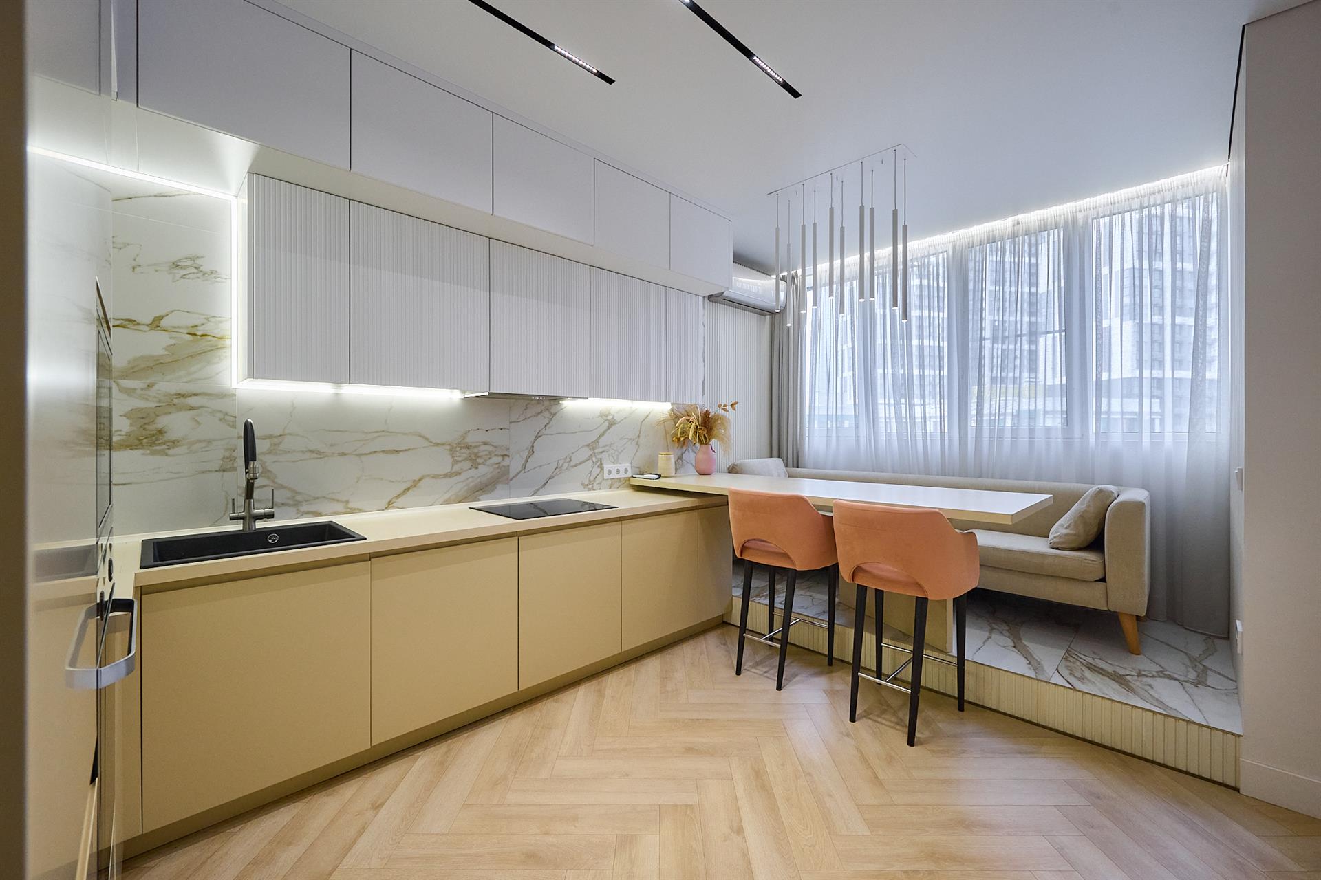 Фото №2: 2-комнатная квартира 70 м² - Краснодар, ЖК Все Свои Вип, Табачная Фабрика, жилой комплекс Все Свои, мкр. Центральный внутригородской округ, ул. Колхозная, 5