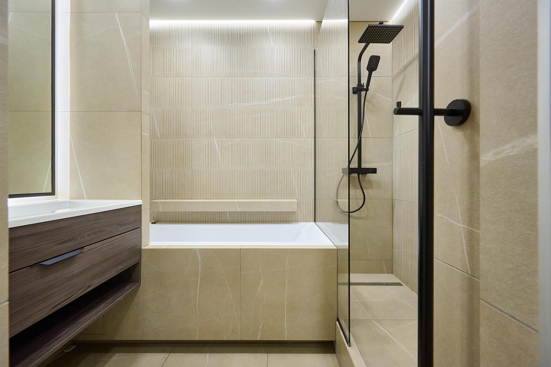 Фото №10: 2-комнатная квартира 70 м² - Краснодар, ЖК Все Свои Вип, Табачная Фабрика, жилой комплекс Все Свои, мкр. Центральный внутригородской округ, ул. Колхозная, 5