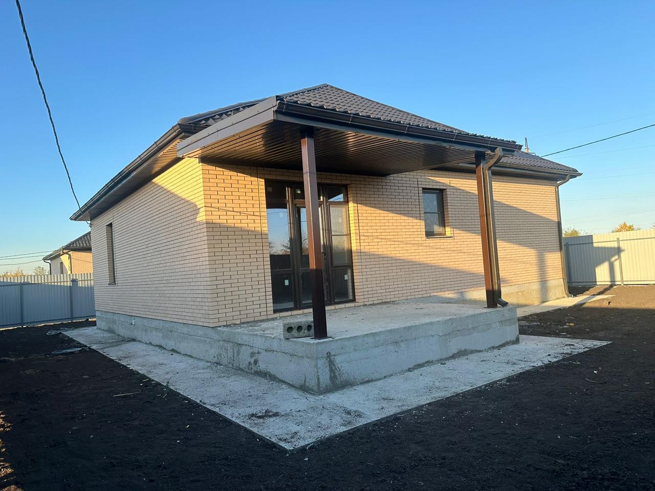 Фото №1: Дом 145 м² + 5 сот. - Тахтамукай, Прикубанский внутригородской округ, Краевая Клиническая Больница, мкр. жилой комплекс Свобода, ул. Шапсугская