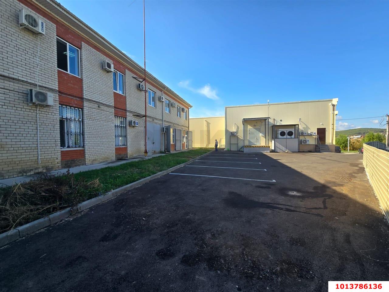 Фото №4: Отдельное здание 772 м² - Горячий Ключ, Администрация, ул. Псекупская, 151А