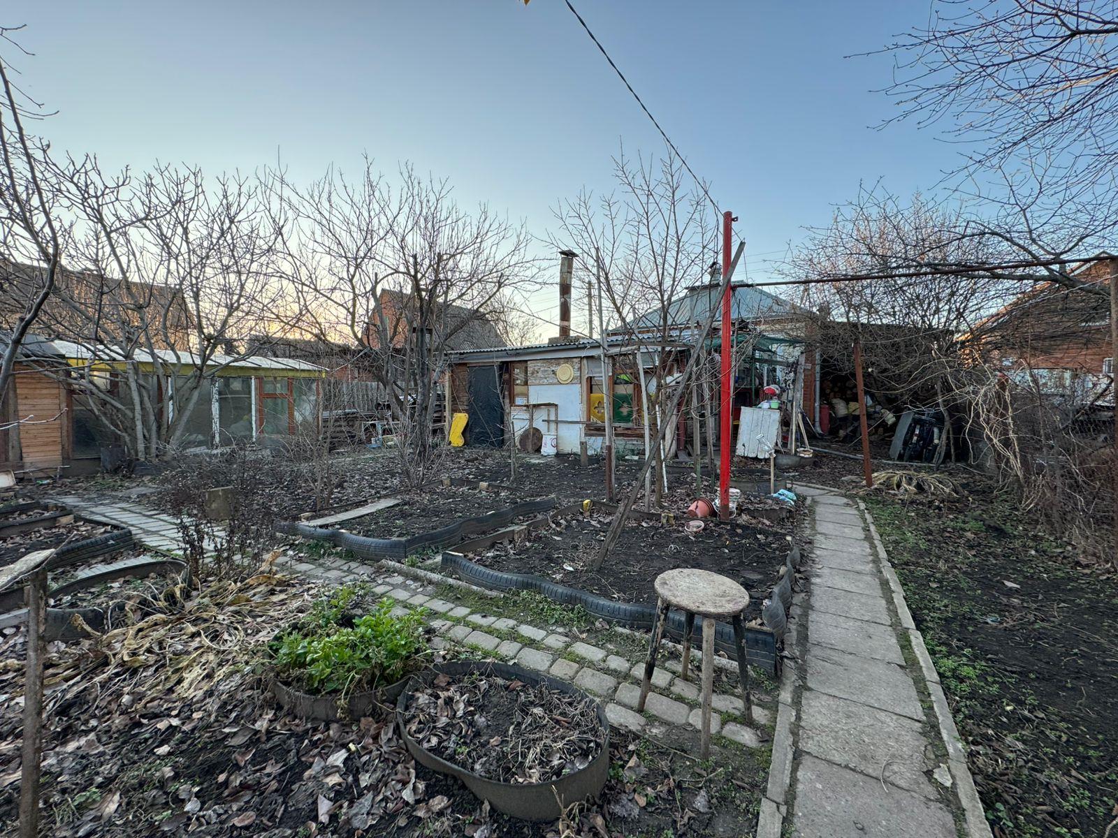 Фото №2: Дом 30 м² + 4.1 сот. - Краснодар, Прикубанский внутригородской округ, Сады Калинина, ст КНИИСХ, ул. Грушевая, 182