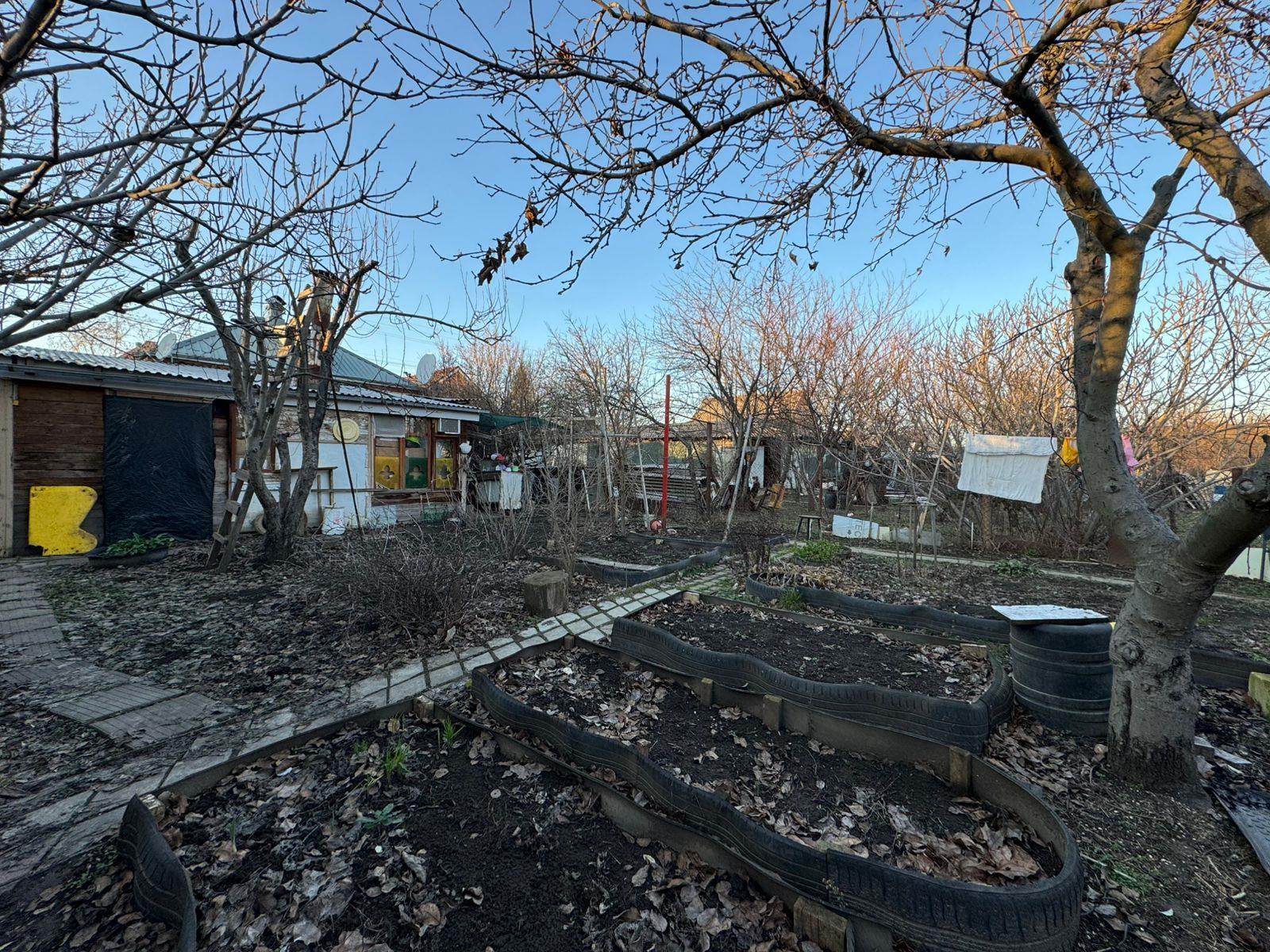 Фото №3: Дом 30 м² + 4.1 сот. - Краснодар, Прикубанский внутригородской округ, Сады Калинина, ст КНИИСХ, ул. Грушевая, 182