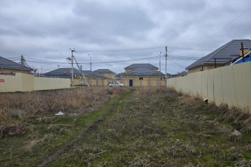 Фото №2: Земельный участок под ИЖС 8.3 сот. - Краснодар, п. коттеджный  Крепость, ул. Ахтанизовская