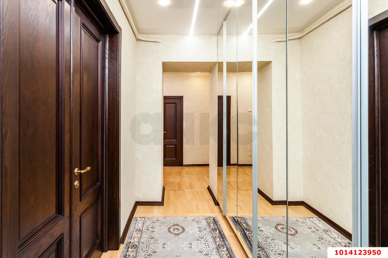 Фото №9: 2-комнатная квартира 66 м² - Краснодар, Центральный внутригородской округ, ул. Красная, 206