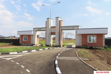 Фото №1: Земельный участок под ИЖС 6 сот. - Рублёвский-2, мкр. Карасунский внутригородской округ, ул. Крайняя, 37