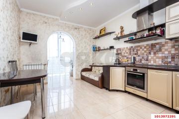 Фото №1: 1-комнатная квартира 53 м² - Краснодар, мкр. Центральный, ул. Кубанская набережная, 37/11