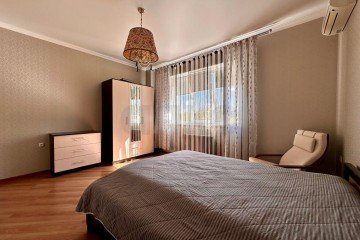 Фото №2: 2-комнатная квартира 65 м² - Краснодар, мкр. Западный внутригородской округ, ул. Кожевенная, 42/1