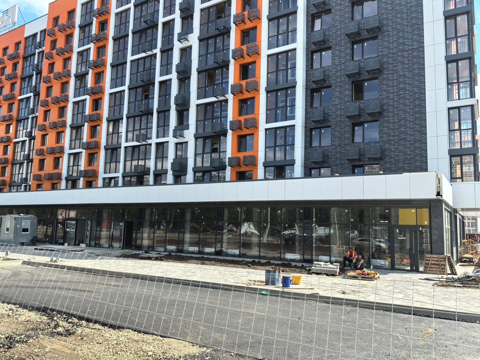 Фото №1: Коммерция 46 м² - Краснодар, Прикубанский внутригородской округ, мкр. жилой комплекс Друзья, ул. имени Генерала Брусилова, 28к3