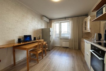 Фото №3: 2-комнатная квартира 61 м² - Краснодар, мкр. Московский, ул. имени Николая Семеновича Котлярова, 17