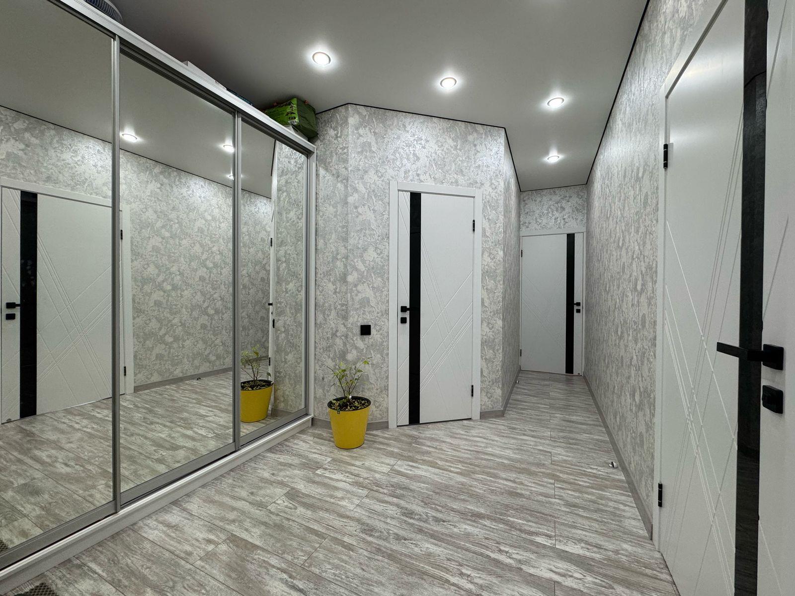 Фото №12: 2-комнатная квартира 69 м² - Краснодар, Прикубанский внутригородской округ, Музыкальный, мкр. ЖК Лучезарный, ул. Московская, 154к2