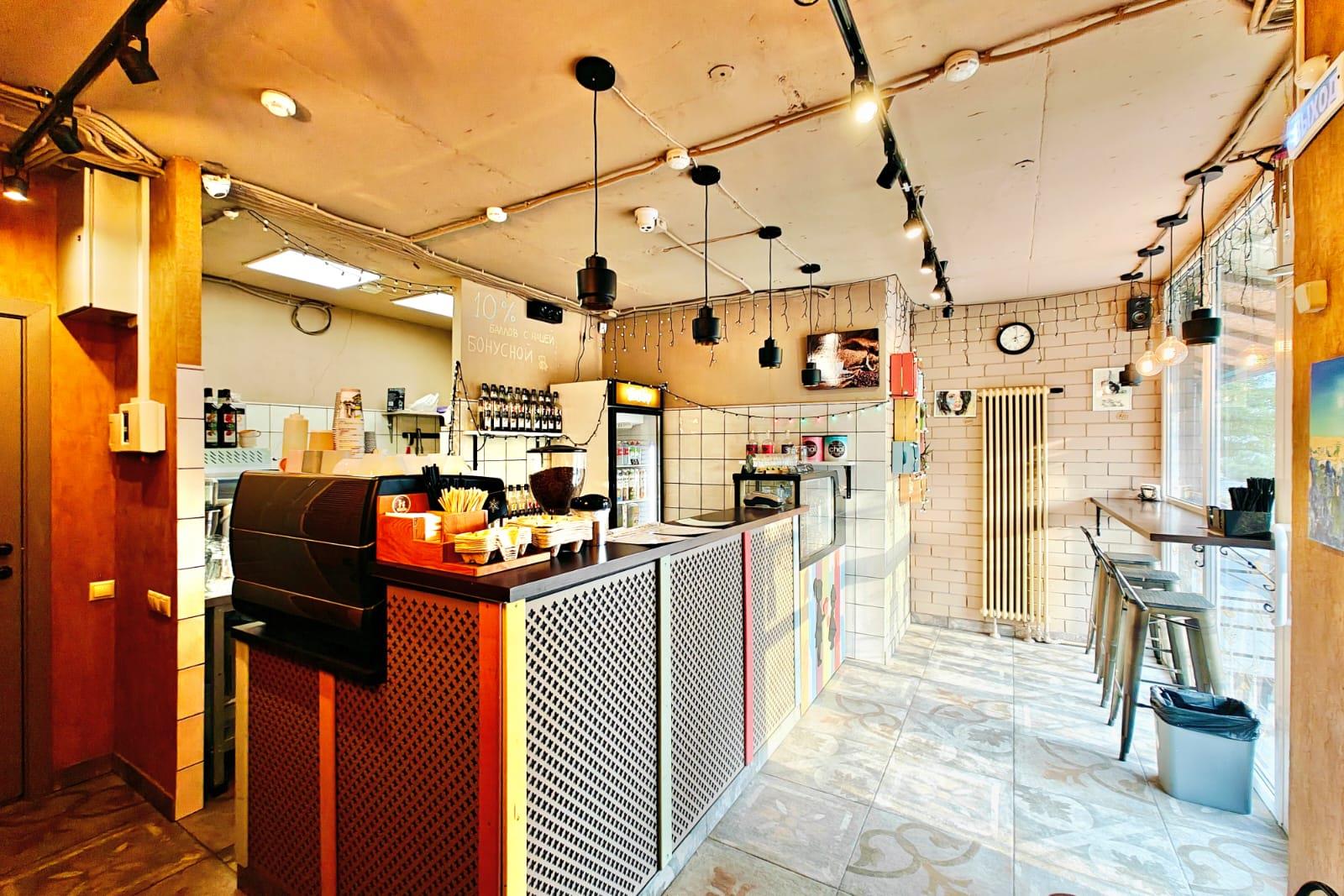 Фото №2: Коммерция 30 м² - Краснодар, Прикубанский внутригородской округ, мкр. Славянский, ул. Красных Партизан, 1/2