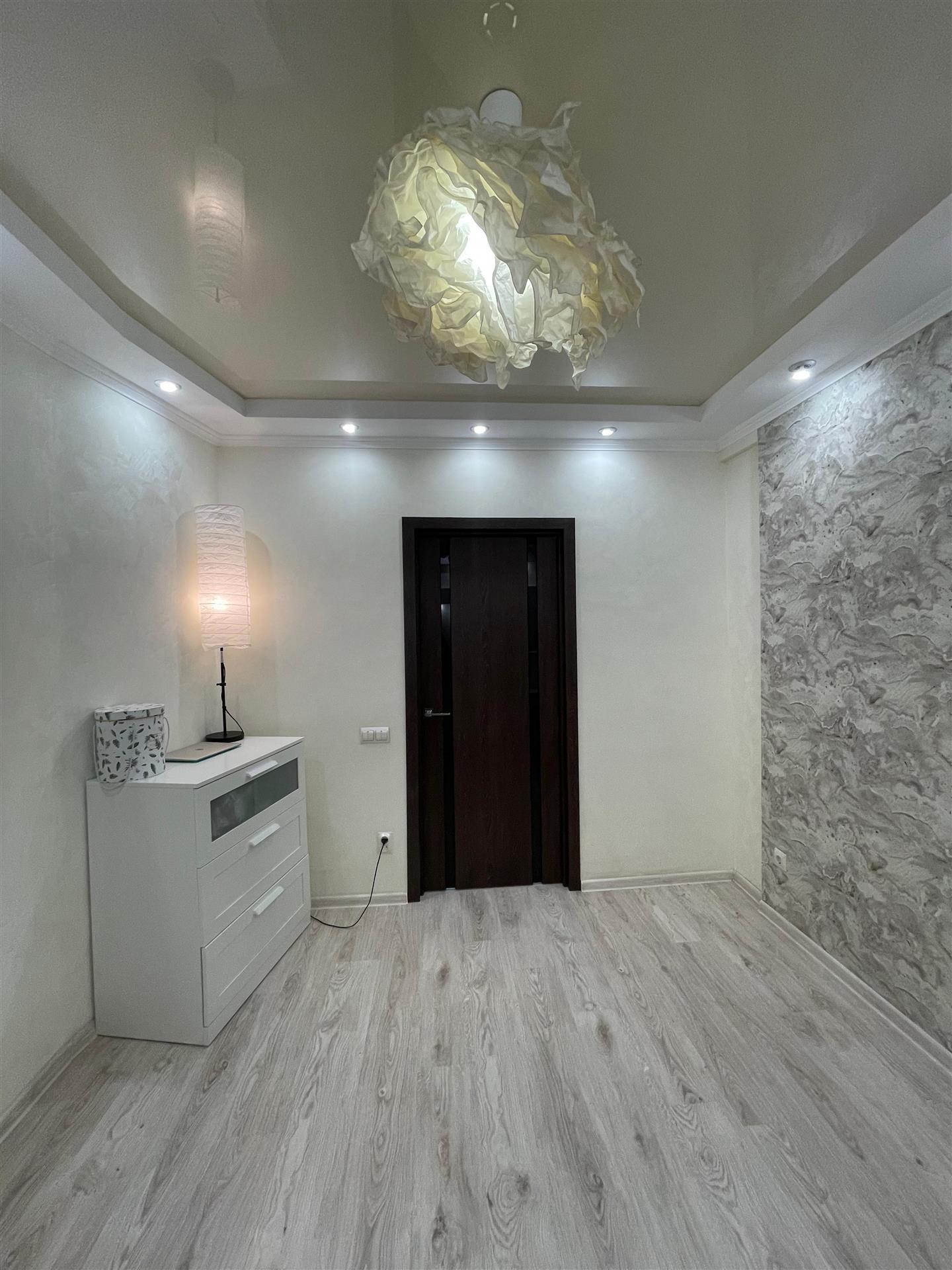 Фото №10: 1-комнатная квартира 46 м² - Краснодар, Музыкальный, ЖК Оникс, жилой комплекс Оникс, имени Петра Метальникова, Прикубанский внутригородской округ, мкр. Завод Радиоизмерительных Приборов, ул. Российская, 267к3