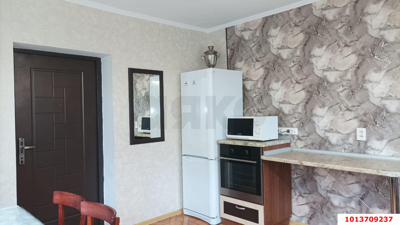 Фото №1: Дом 89 м² + 4 сот. - Знаменский, Чайка, ул. Земляничная, 13