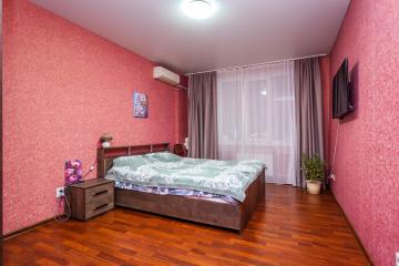 Фото №1: 2-комнатная квартира 55 м² - Краснодар, мкр. Краевая Клиническая Больница, ул. Восточно-Кругликовская, 98