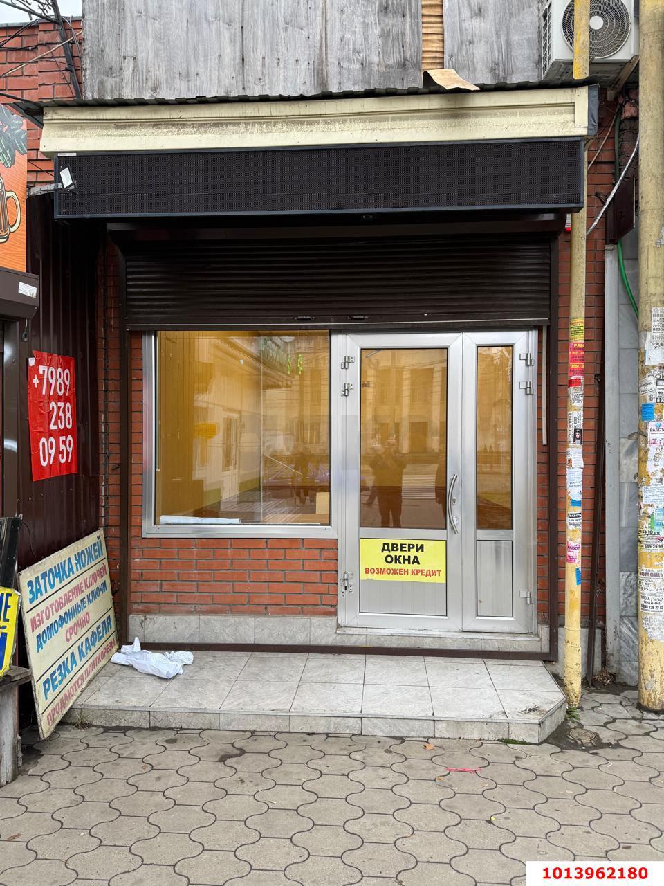 Фото №3: Торговое помещение 17 м² - Краснодар, Западный внутригородской округ, ул. имени Калинина, 466